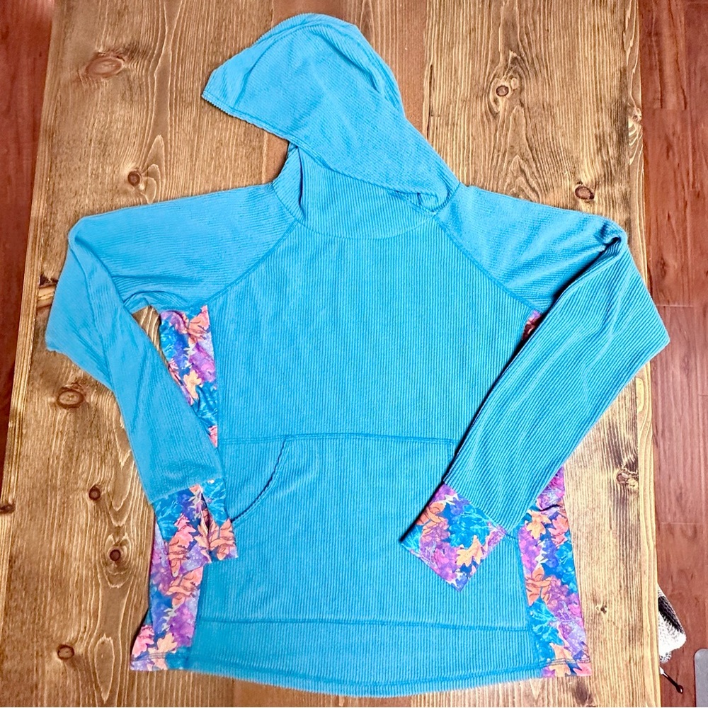 Youer Climb On Hoodie Medium